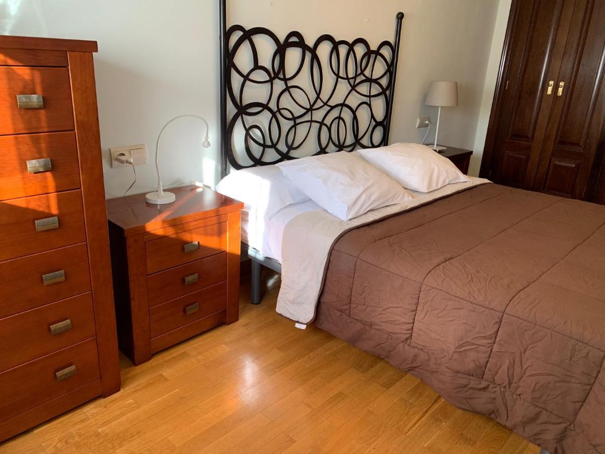 Apartamentos Confortarte Oviedo Eksteriør billede